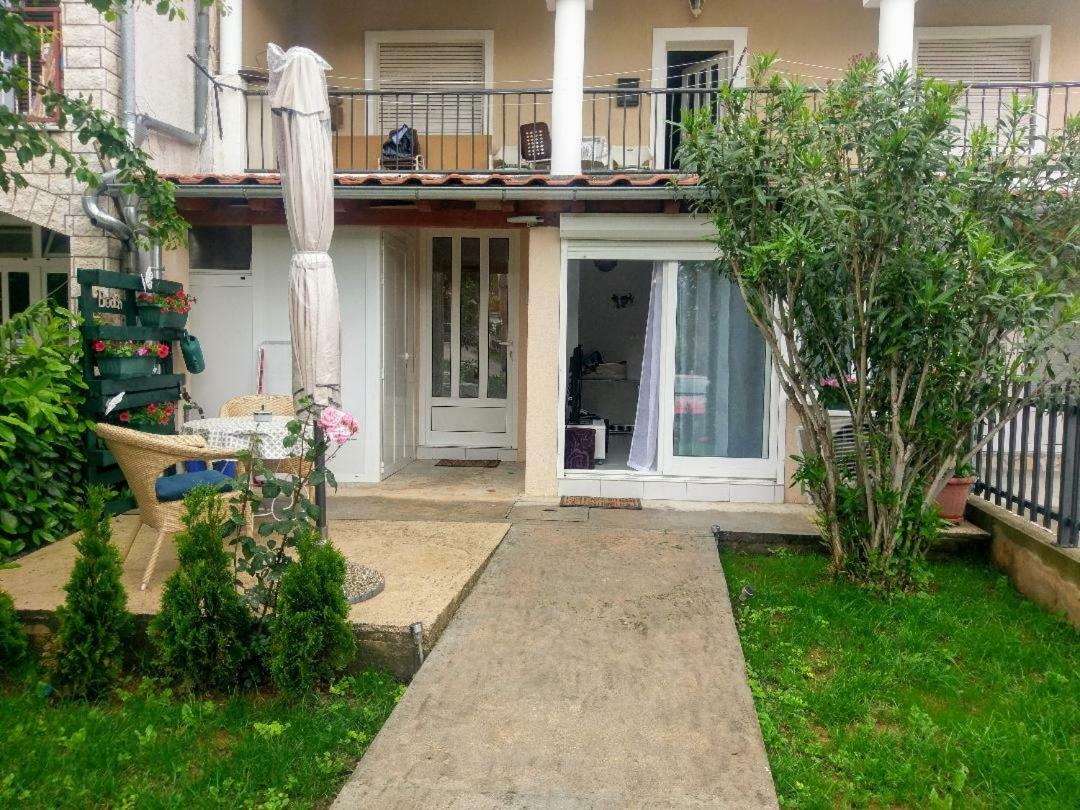 Lovely Apartment With Garden And Terrace Rijeka Exterior photo