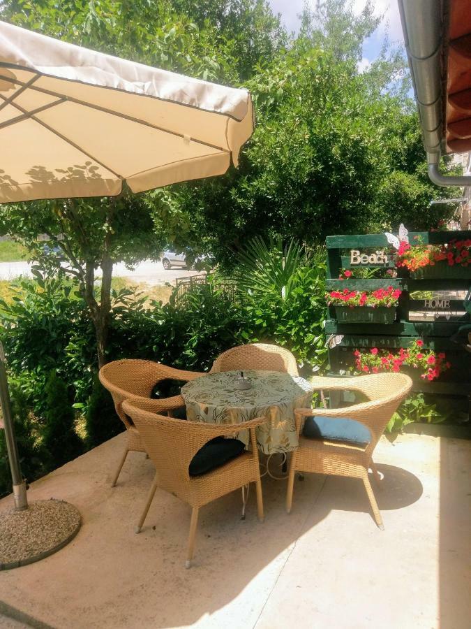 Lovely Apartment With Garden And Terrace Rijeka Exterior photo